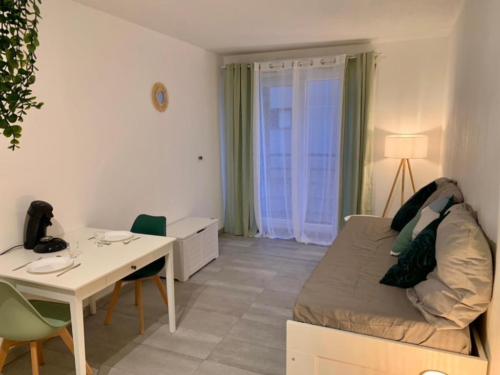 Appartement Tout Equipe A 6 Minutes De La Gare St Charles Marsilia Exterior foto