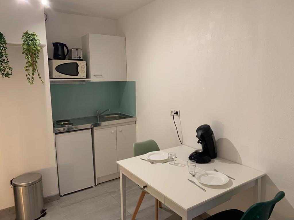 Appartement Tout Equipe A 6 Minutes De La Gare St Charles Marsilia Exterior foto